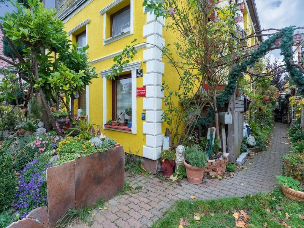 Holiday Flat With Garden In Wismar Exterior photo